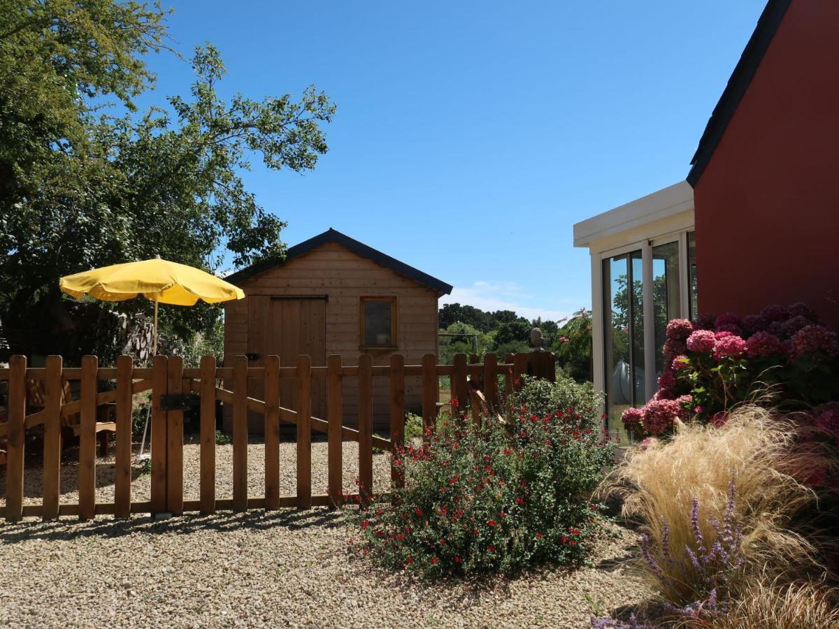 Holiday Home Entre Terre Et Mer By Interhome Pouldreuzic Bagian luar foto